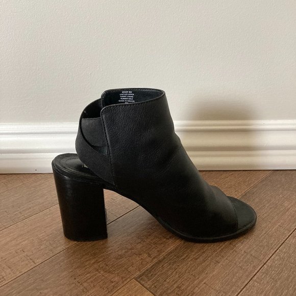 Steve Madden Peep Toe Ankle Block Heels - Picture 1 of 4